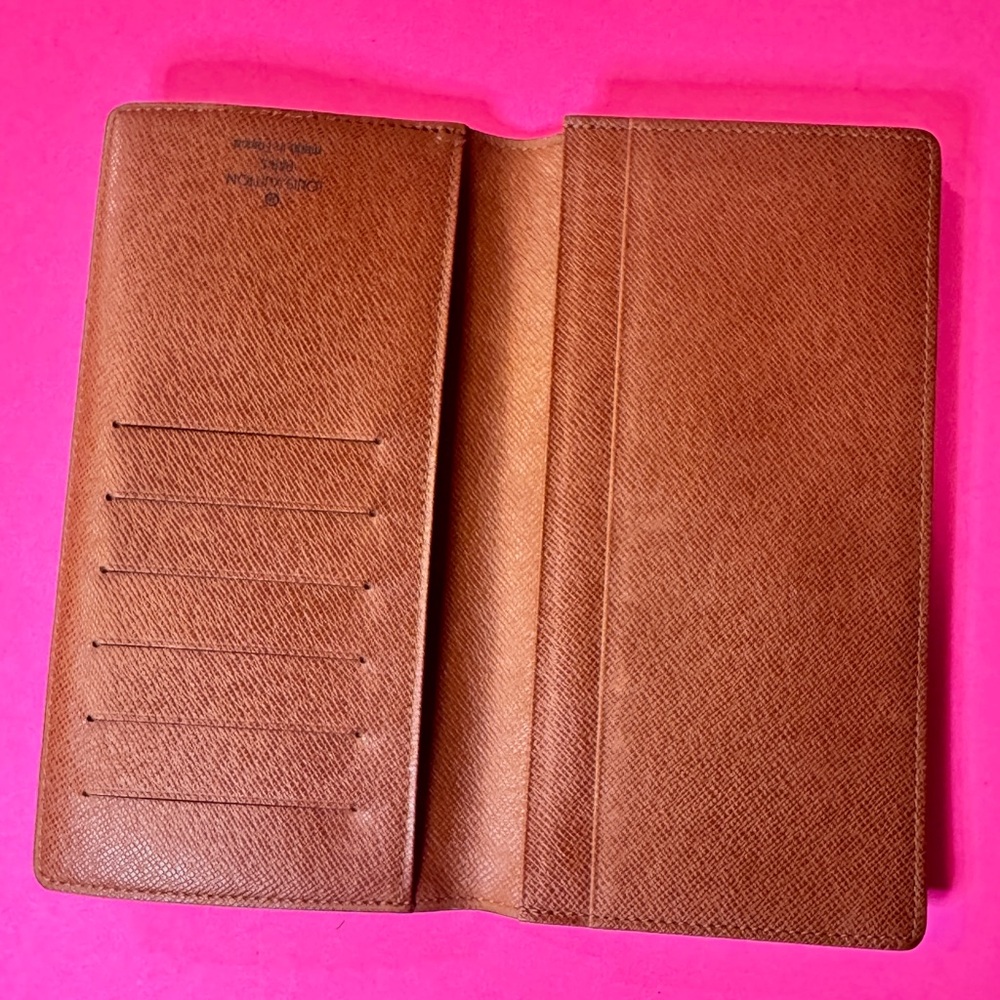 Louis Vuitton Brown Monogram clutch wallet - Picture 6 of 13